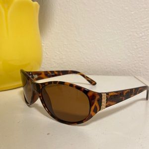 Foster Grant Ophelia Sunglasses